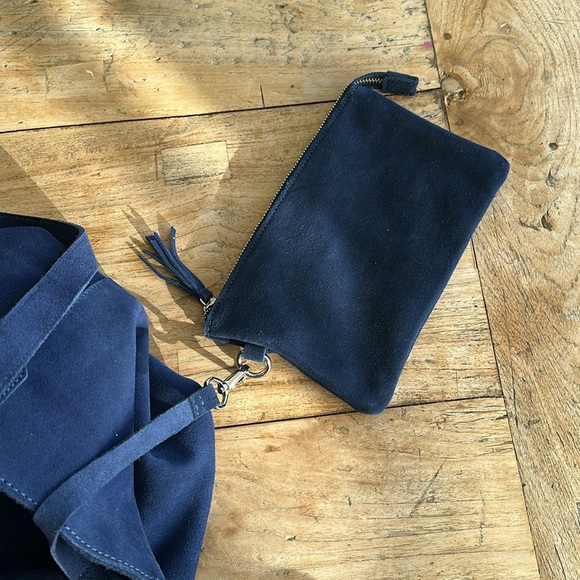 M.I.L.A. Luxe Bag | Suede | navy | Tote | Shoulder Bag - Picture 9 of 10